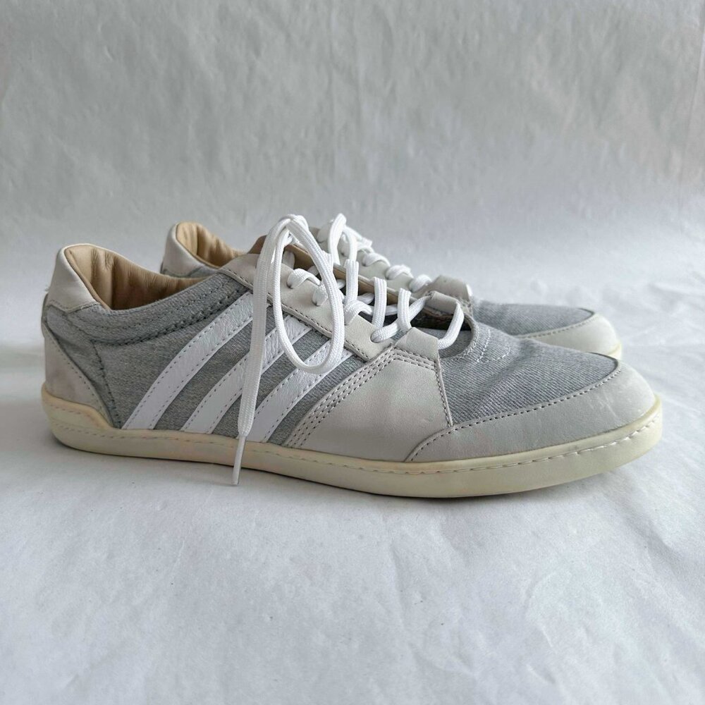 Defunct ADIDAS SLVR grey/white sneakers Sz 10
